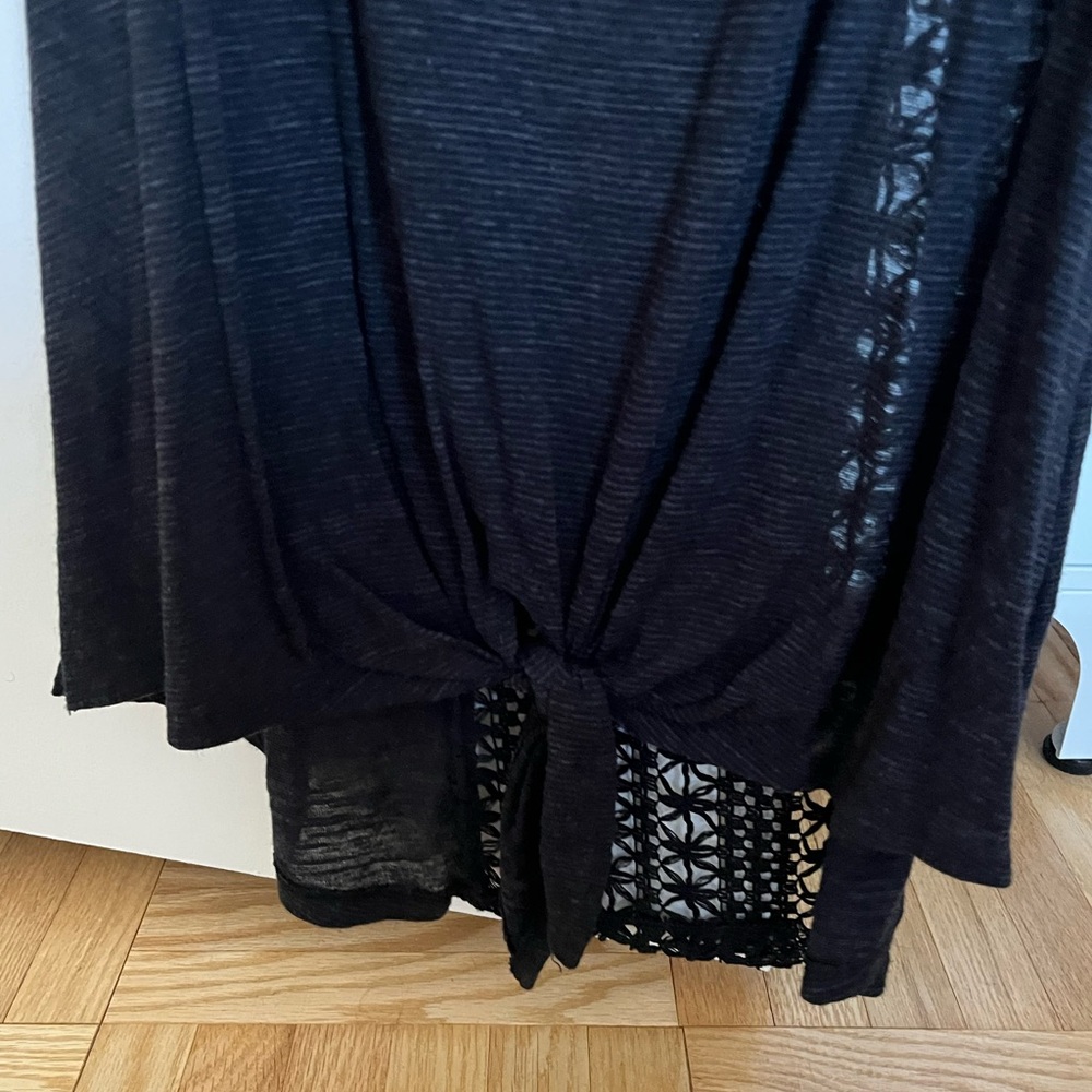 Tobi Black Lace Detail Tank Top - Picture 2 of 6